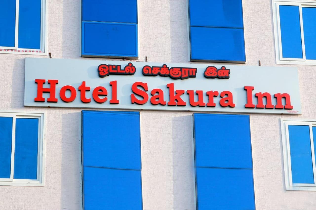 Hotel Sakura Inn Hosūr エクステリア 写真